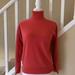 Cashmere Sutton studio Sweater